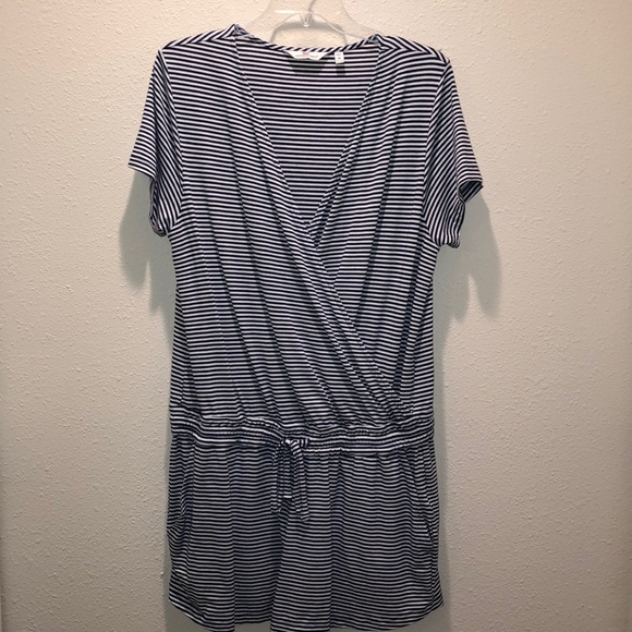 Vineyard Vines Other - Vineyard Vines Romper 💙🤍